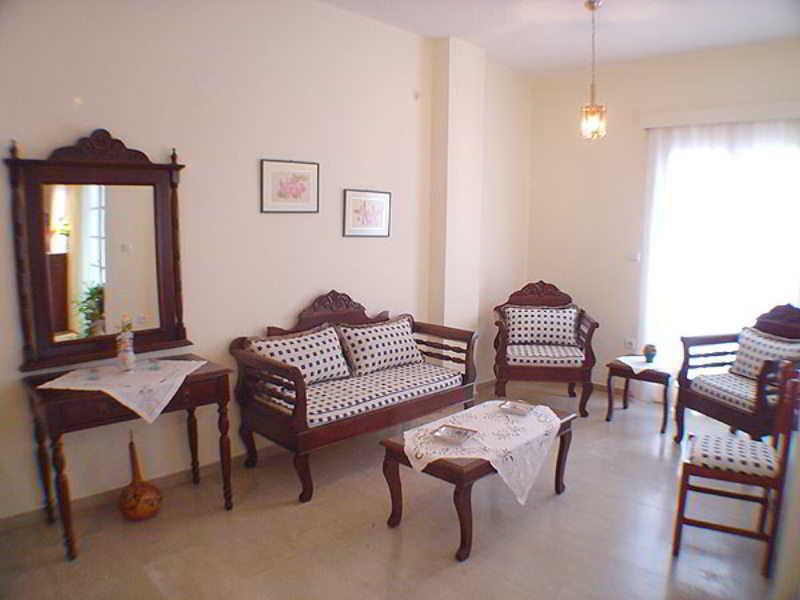 Kymata Hotel Kamari  Ngoại thất bức ảnh