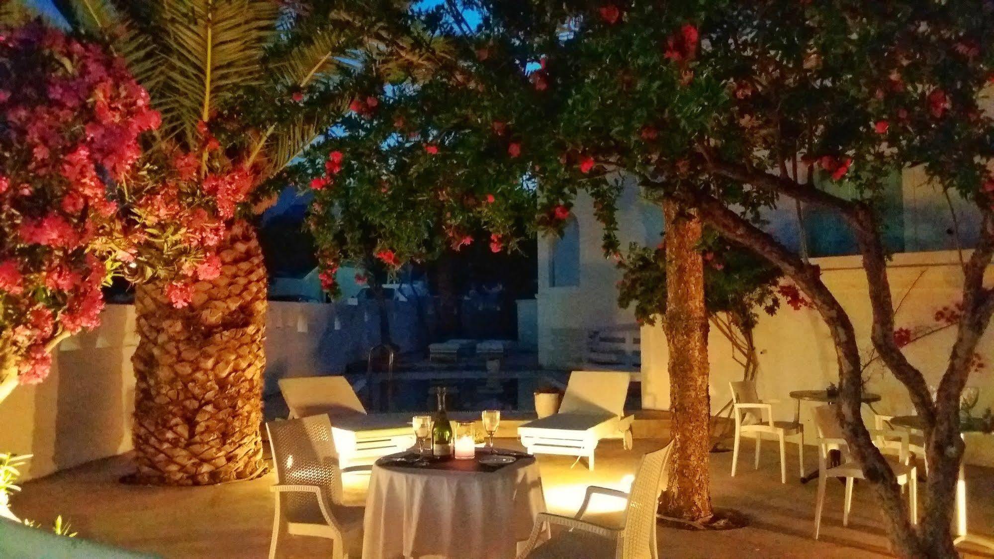 Kymata Hotel Kamari  Ngoại thất bức ảnh